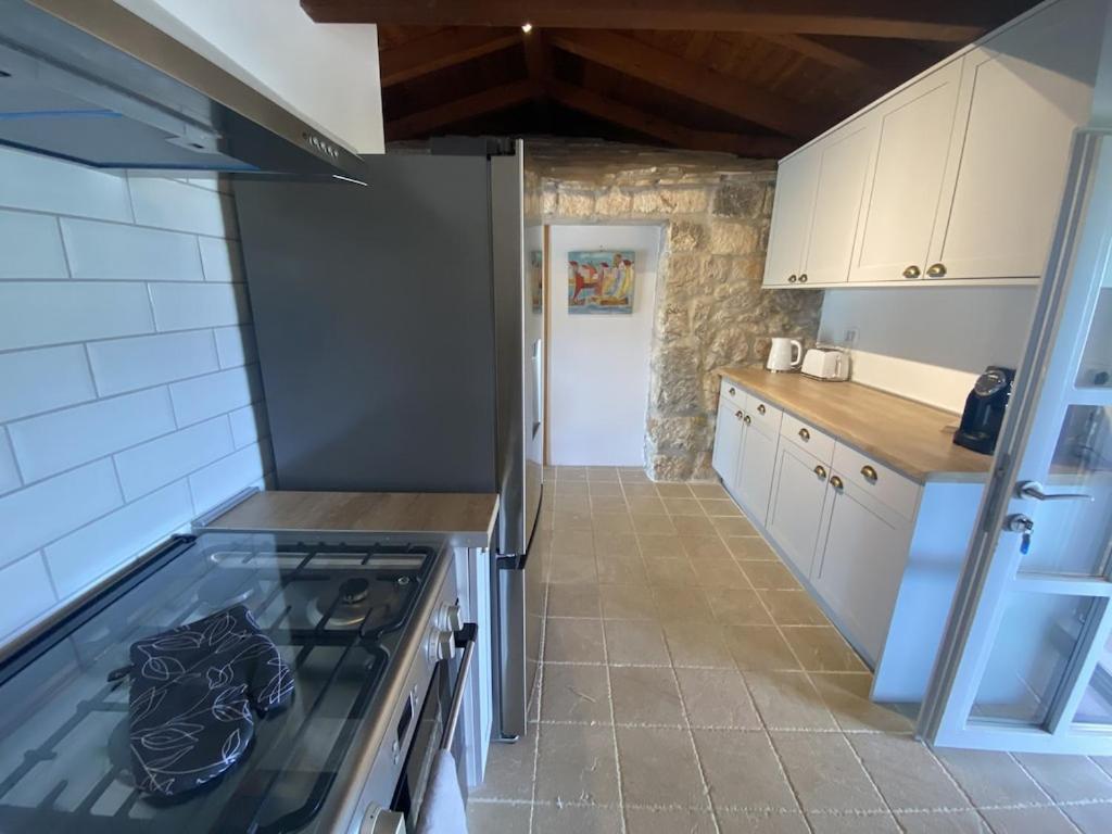 Private Cottage In Olive Grove With Heated Pool Vinisce Exterior foto