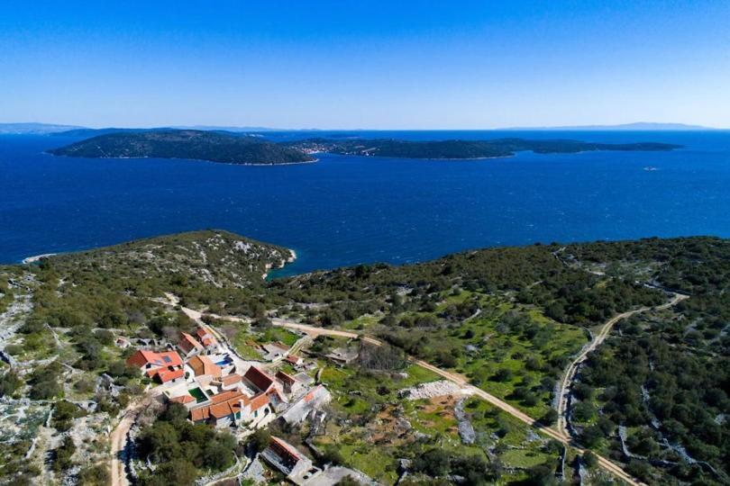 Private Cottage In Olive Grove With Heated Pool Vinisce Exterior foto